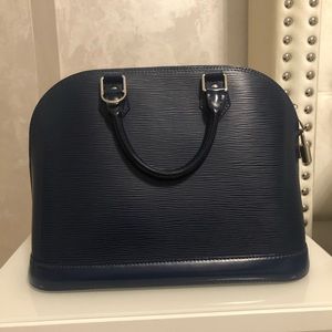 Louis Vuitton Epi leather alma